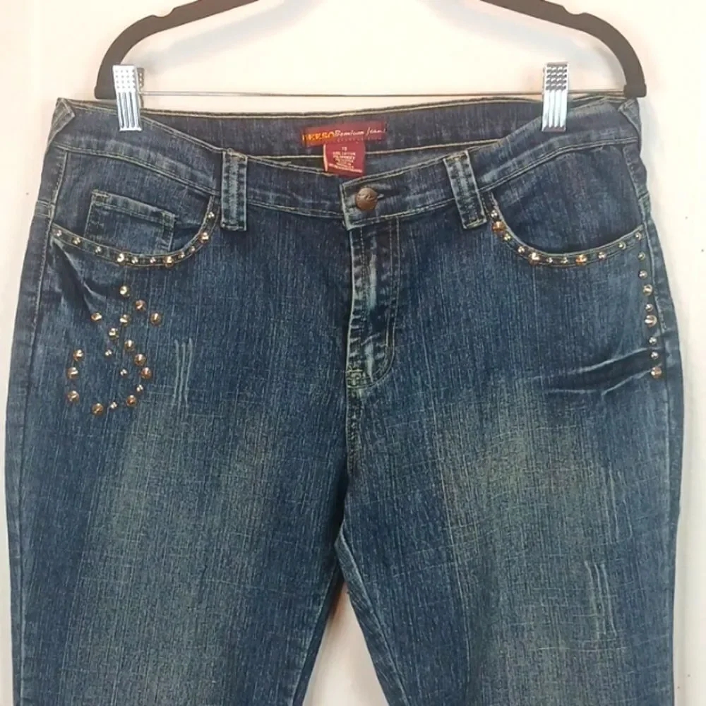 Y2K NEESO medium wash boot cut silver studded premium jeans sz 15